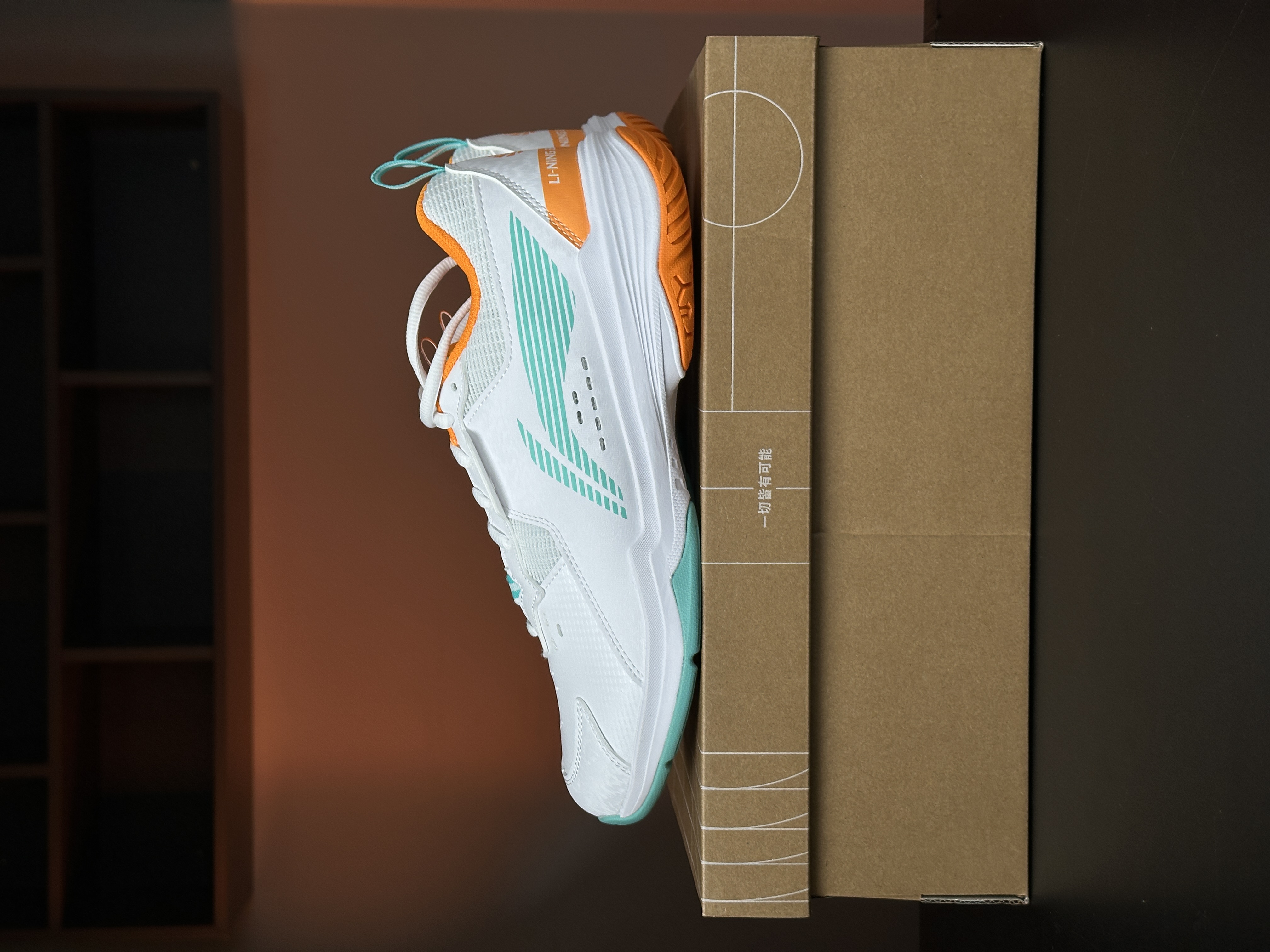 Giày Cầu Lông Lining AYTT001 Chính Hãng - Trắng Xanh Cam  - Êm Ái - Bám Sàn - Chống Chấn - Thoáng Khí